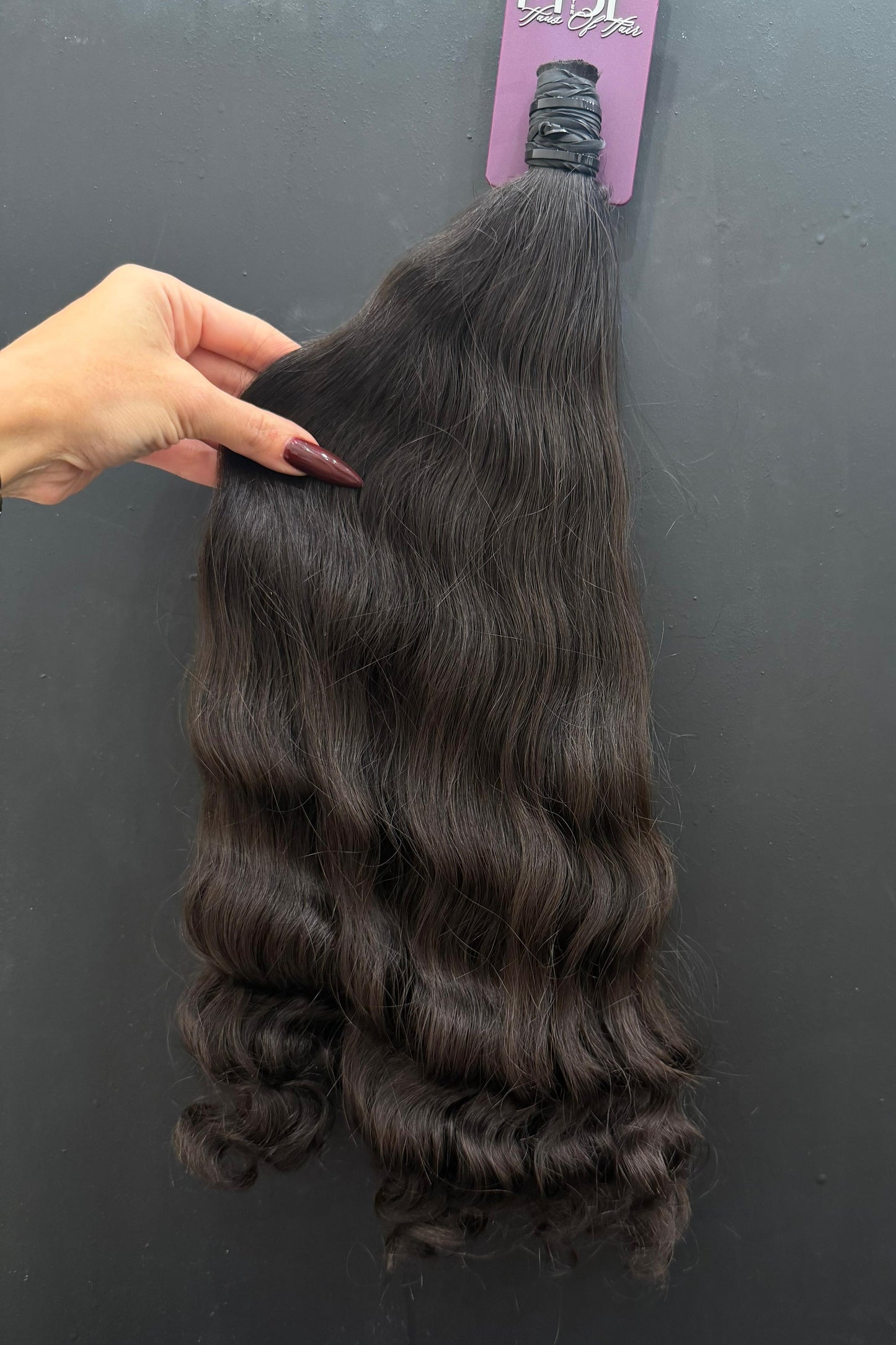 VIRGIN SLAVIC CURLY 48cm : 183g