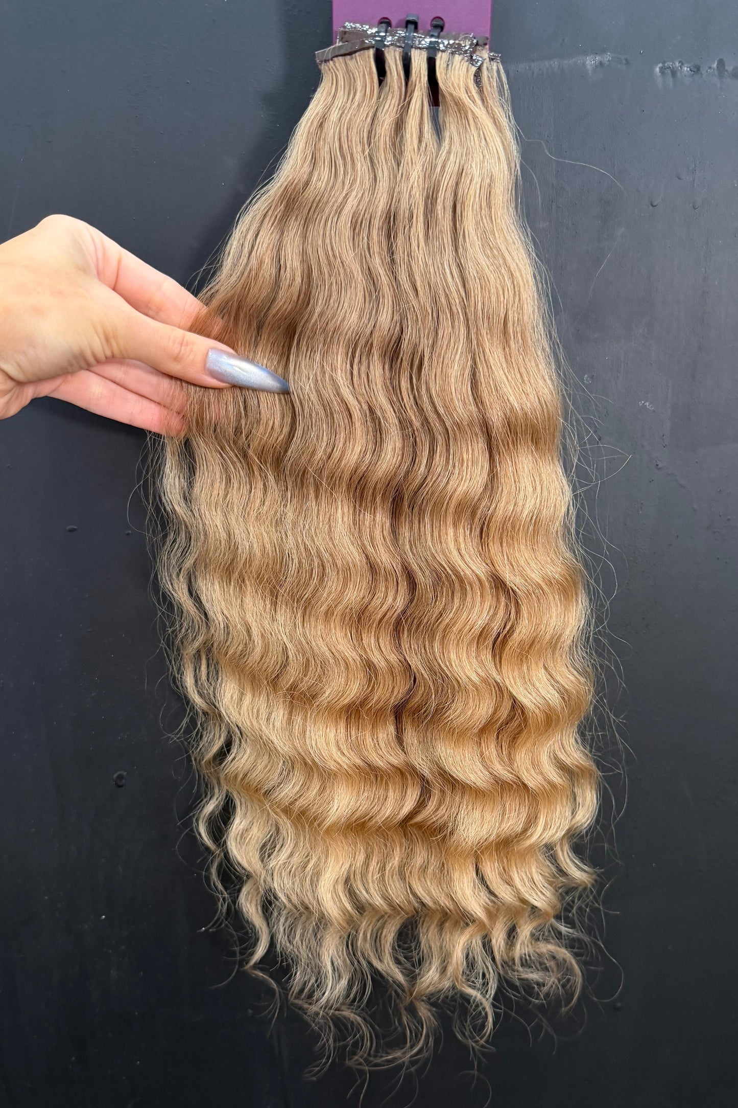 COLORED SLAVIC MIX BLEND CURLY 42cm : 51g