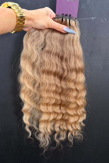 COLORED SLAVIC MIX BLEND CURLY 42cm : 51g