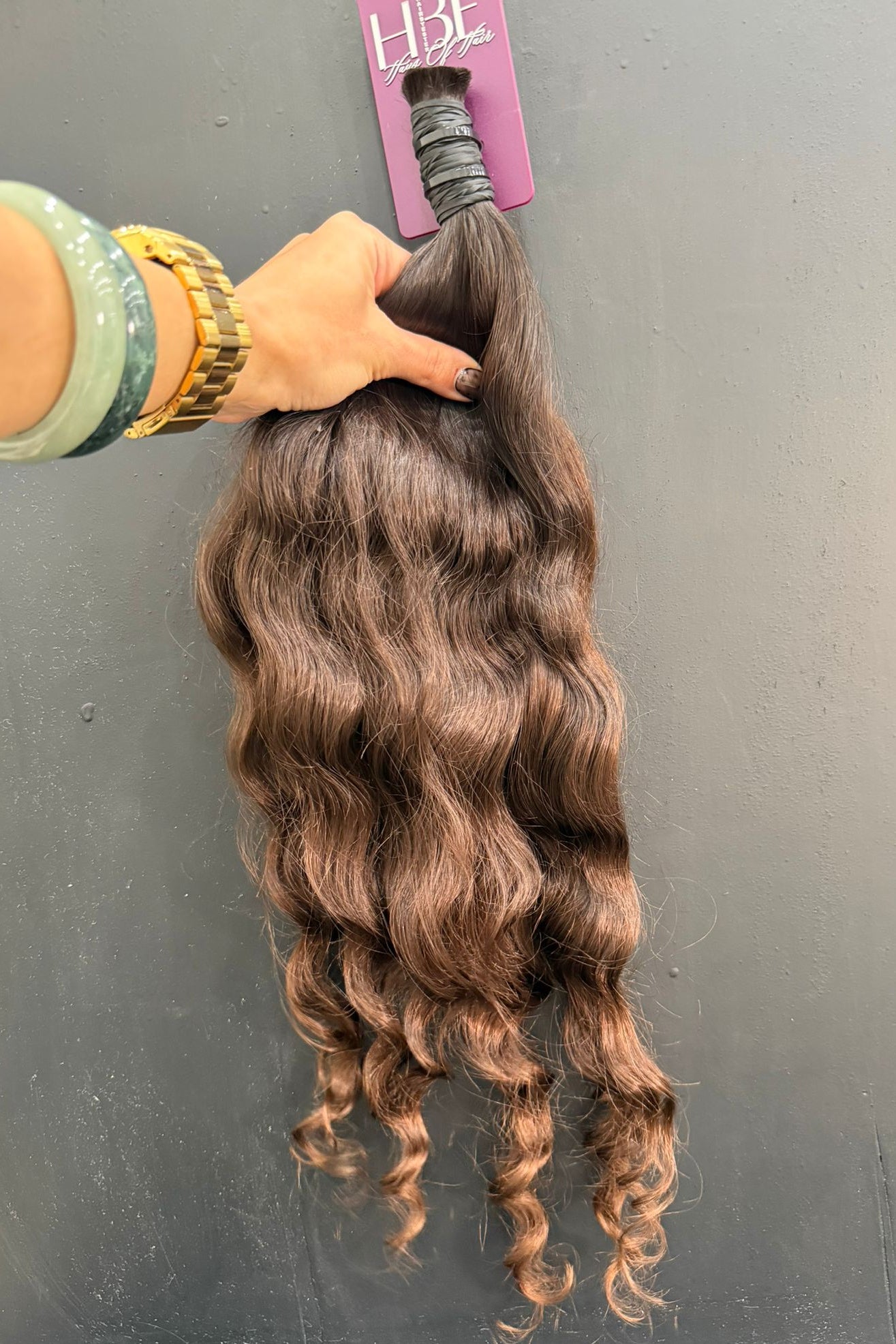 VIRGIN SLAVIC CURLY 52cm : 137g