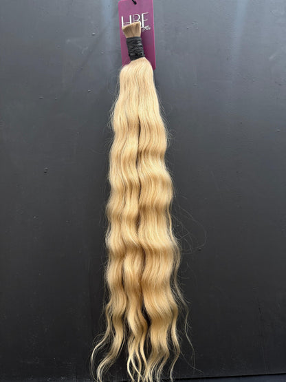 COLORED SLAVIC WAVY 57cm : 153g