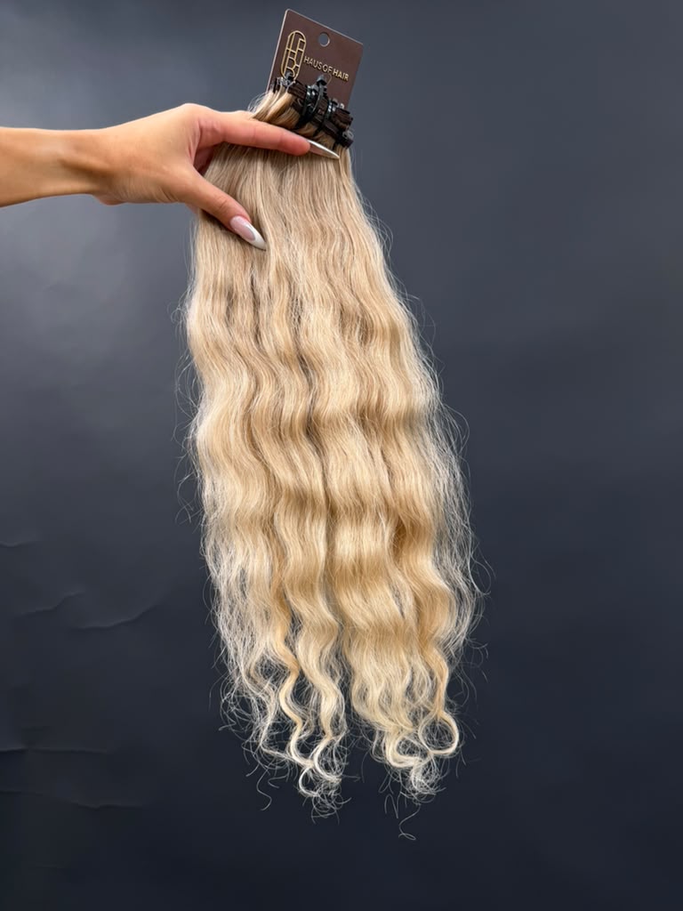 PRE-BONDED COLORED SLAVIC CURLY 47cm : 100g