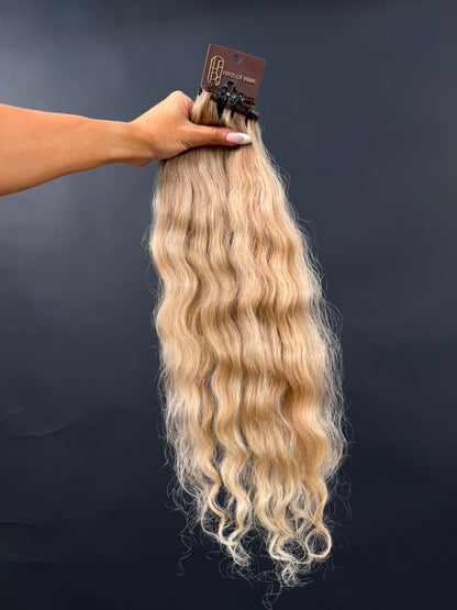 PRE-BONDED COLORED SLAVIC CURLY 47cm : 100g