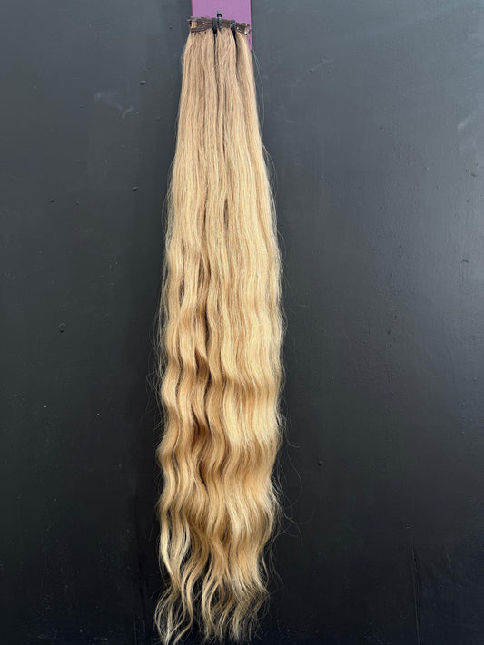 COLORED SLAVIC MIX BLEND WAVY 62cm : 80g