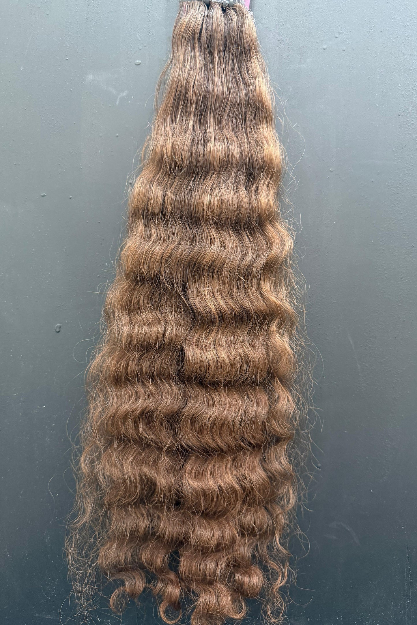 VIRGIN SLAVIC CURLY 59cm : 56g
