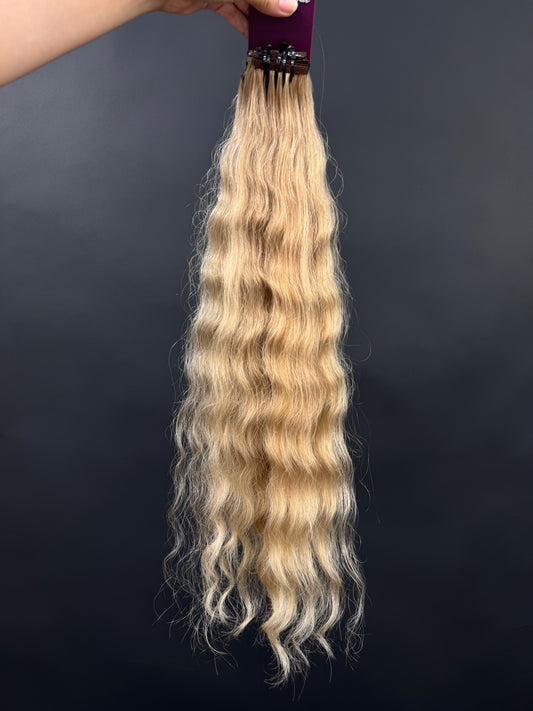 PRE-BONDED COLORED SLAVIC WAVY 56cm :103g