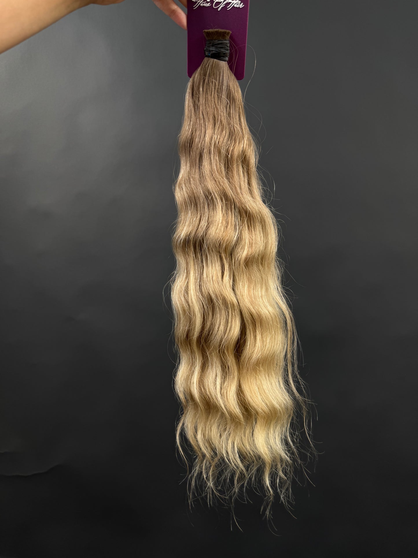 BULK COLORED SLAVIC SLIGHT WAVE 46cm : 104g