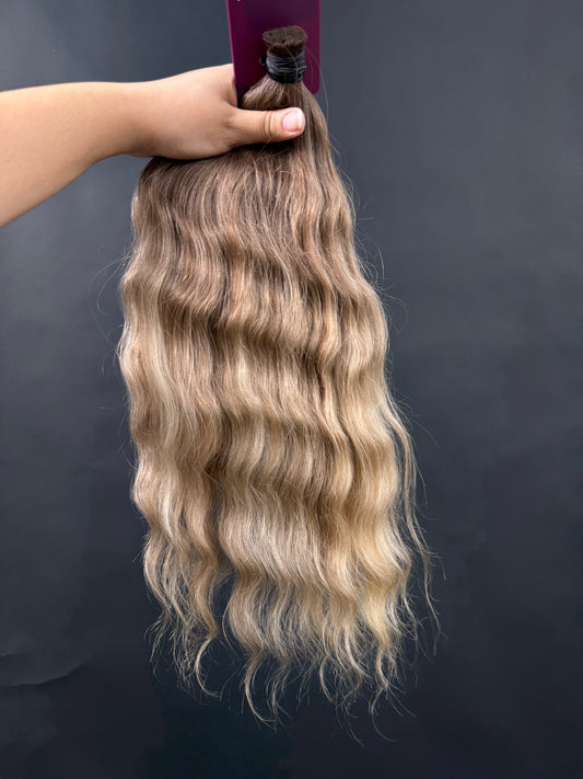 BULK COLORED SLAVIC SLIGHT WAVE 46cm : 104g