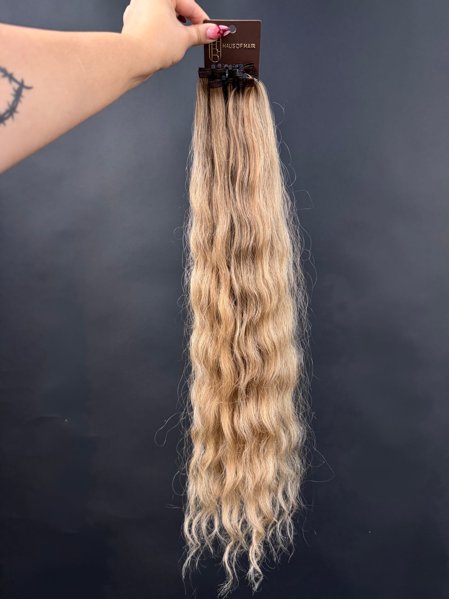 PRE-BONDED COLORED SLAVIC WAVY 59cm : 101g