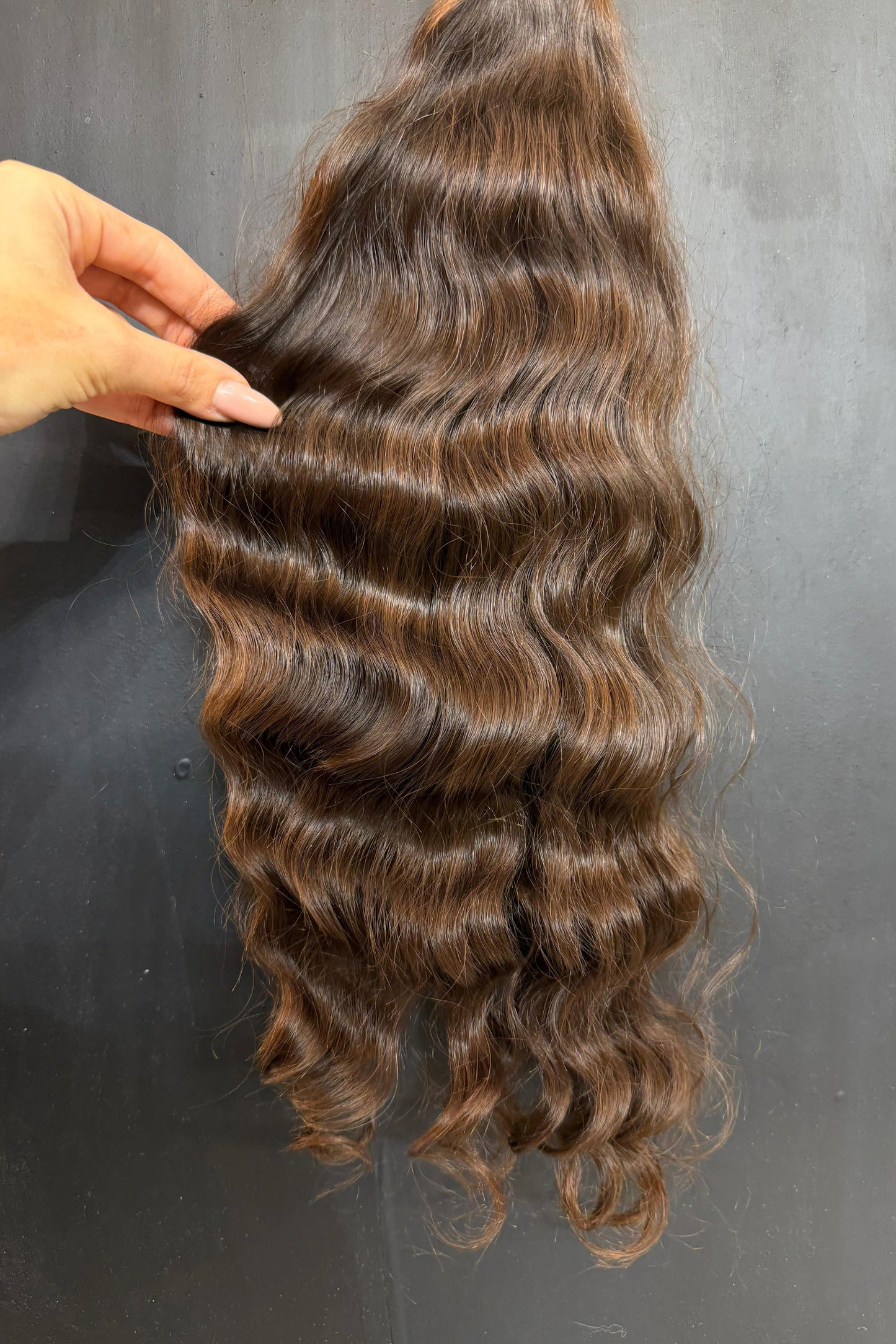 BULK VIRGIN SLAVIC CURLY 52cm : 142g