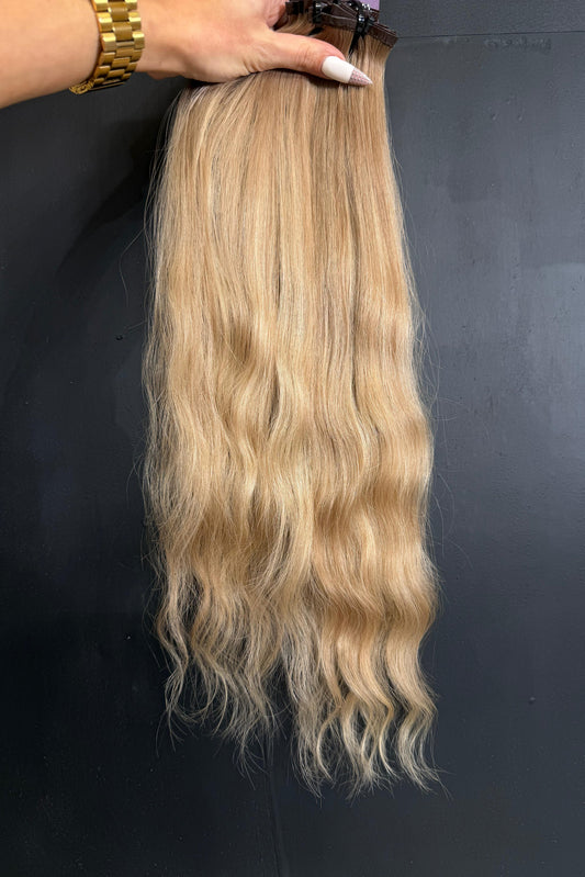 PRE-BONDED COLORED SLAVIC SLIGHT WAVE 49cm : 57g