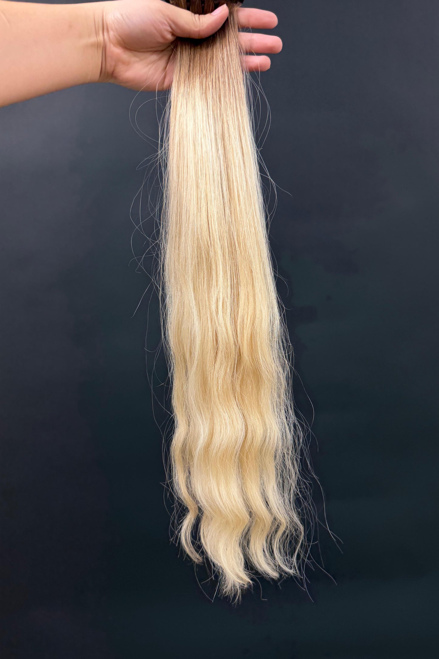 PRE-BONDED COLORED SLAVIC SLIGHT WAVE 53cm : 49g