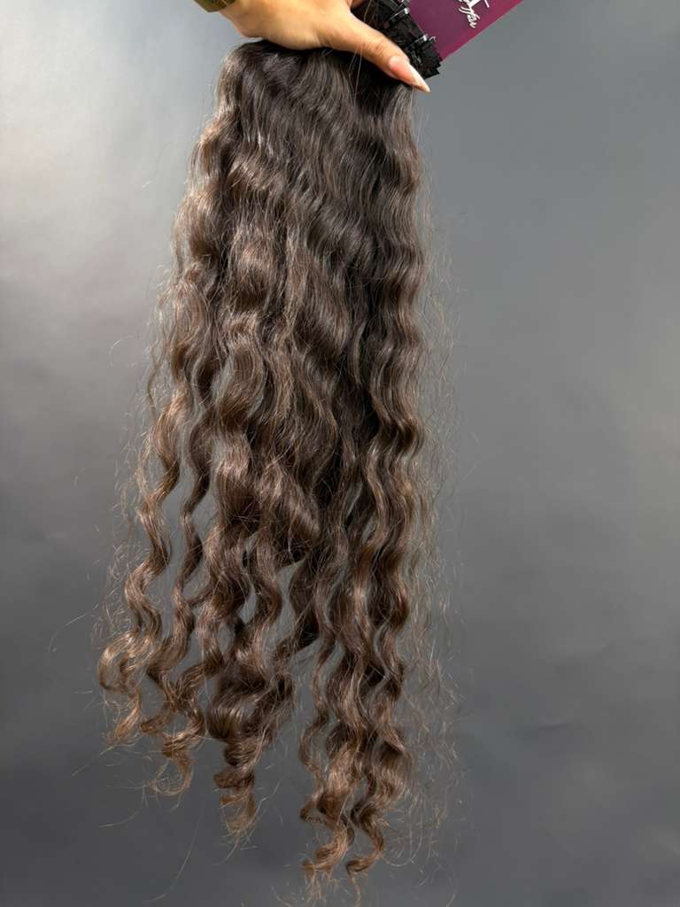 PRE-BONDED STRIPS VIRGIN SLAVIC CURLY 53cm : 67g