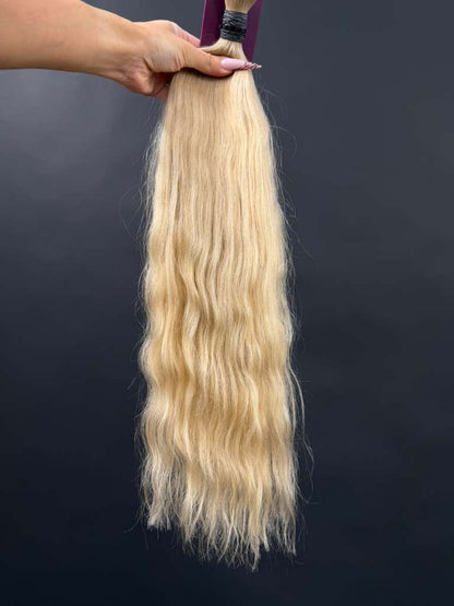 BULK COLORED SLAVIC SLIGHT WAVE 57cm : 147g