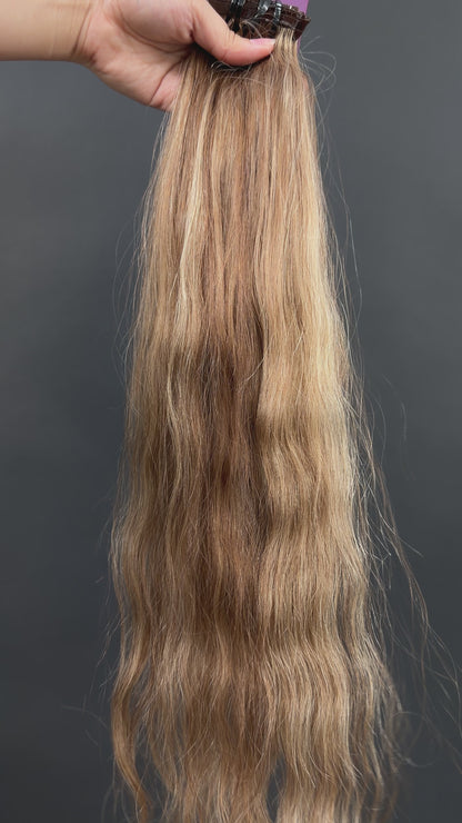 PRE-BONDED COLORED SLAVIC WAVY 50cm : 45g