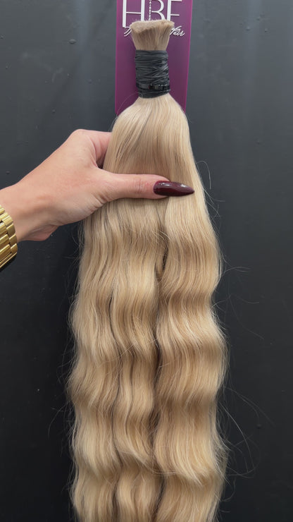 COLORED SLAVIC WAVY 57cm : 153g