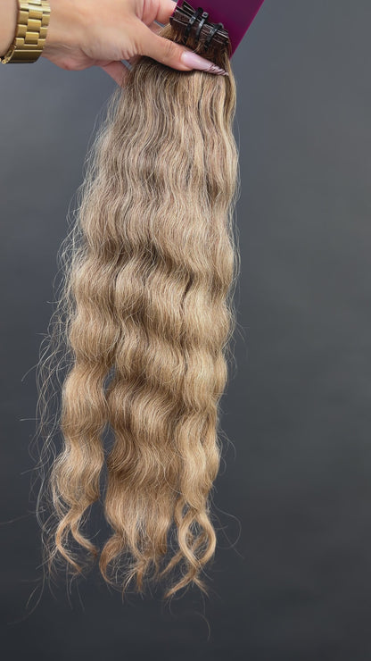 PRE BONDED STRIPS VIRGIN SLAVIC BROWN WAVY 54cm : 59g