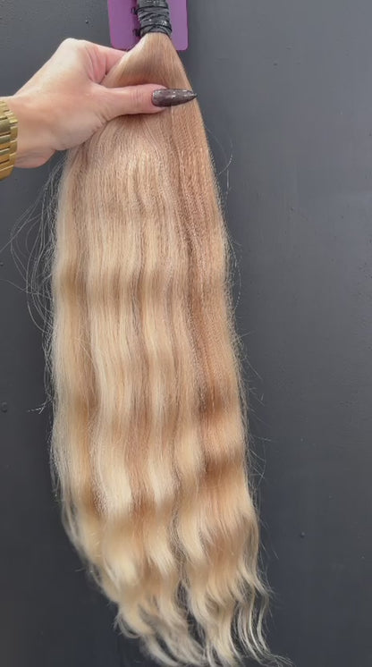 COLORED SLAVIC WAVY 58cm : 109g