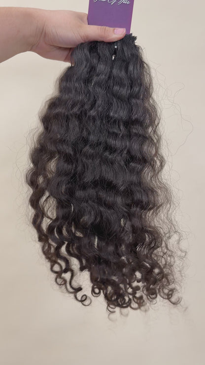 PRE-BONDED STRIPS VIRGIN SLAVIC CURLY 39cm : 68g