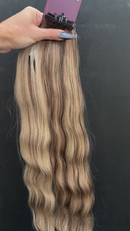 PRE-BONDED COLORED SLAVIC SLIGHT WAVE 51cm : 62g
