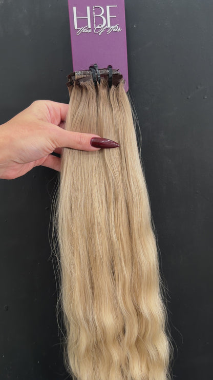 COLORED SLAVIC WAVY 57cm : 58g