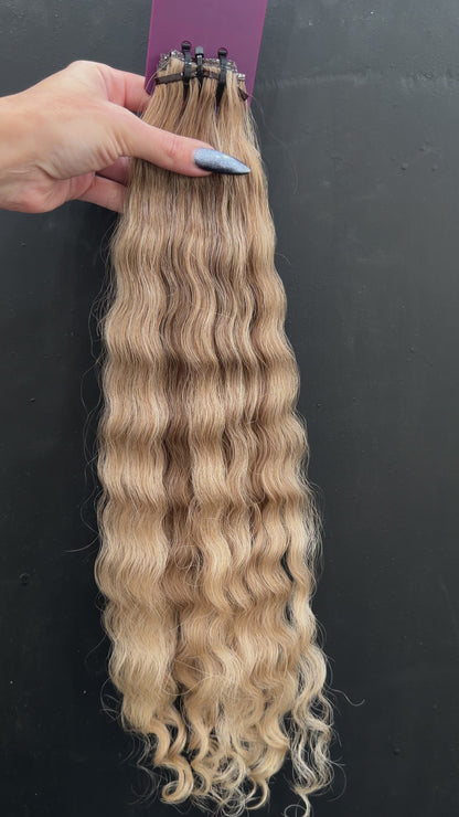 PRE-BONDED COLORED SLAVIC CURLY 48cm : 42g