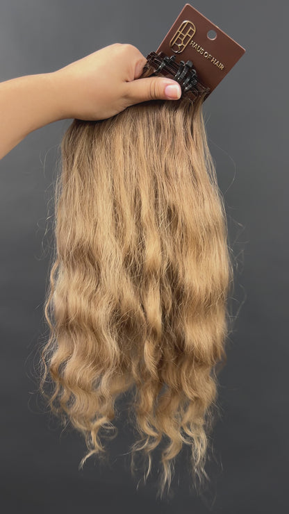 PRE-BONDED COLORED SLAVIC SLIGHT WAVE 42cm : 55g