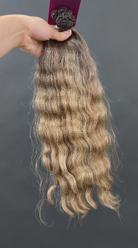 PRE-BONDED COLORED SLAVIC WAVY 44cm : 74g