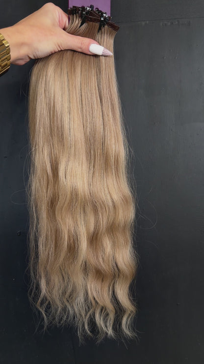 PRE-BONDED COLORED SLAVIC SLIGHT WAVE 49cm : 57g