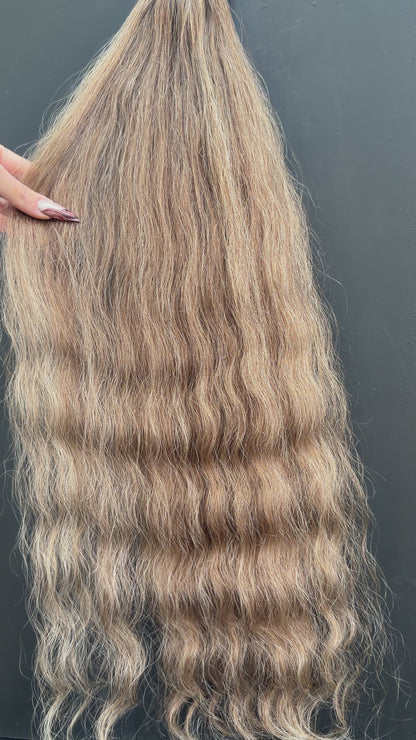 COLORED SLAVIC MIX BLEND WAVY 63cm : 75g