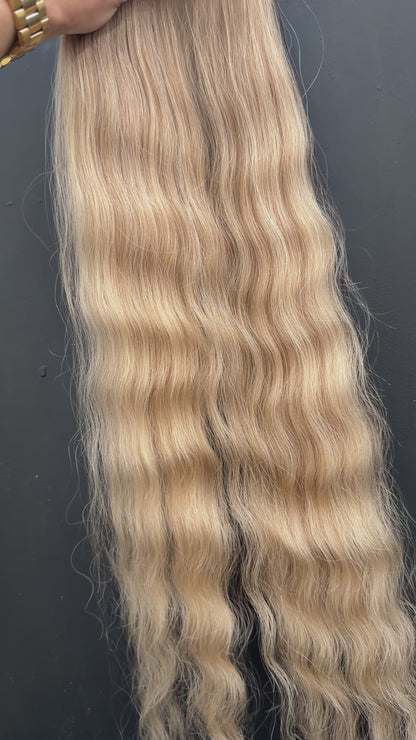 COLORED SLAVIC MIX BLEND WAVY 66cm : 51g